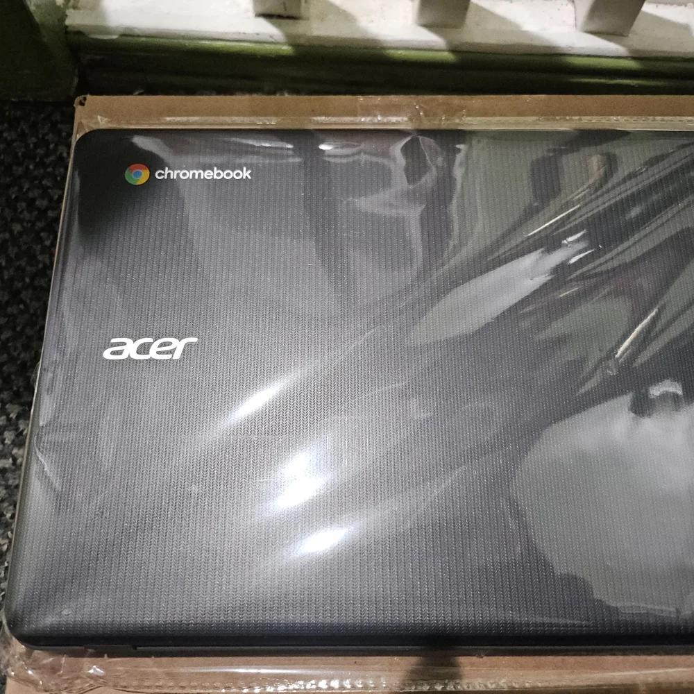 Acer Chromebook - Sleek Black Design